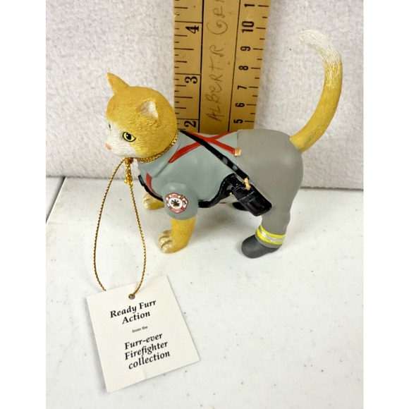 Hamilton Furr-Ever Firefighter Collection READY FURR ACTION FIGURINE W TAG #0481 - Picture 1 of 6